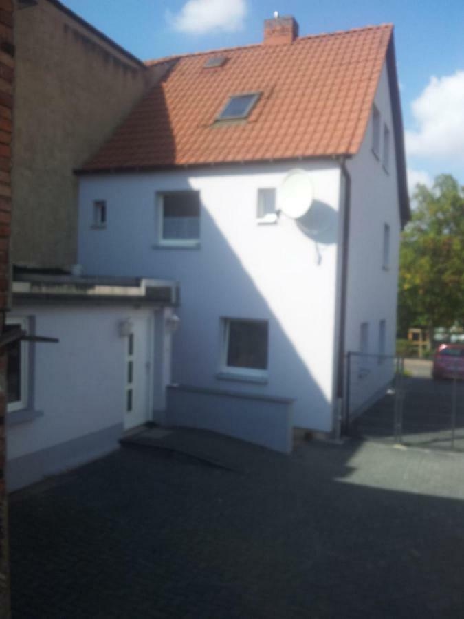 Kleines Apartement Zwischen Ega Und Messe ארפורט מראה חיצוני תמונה